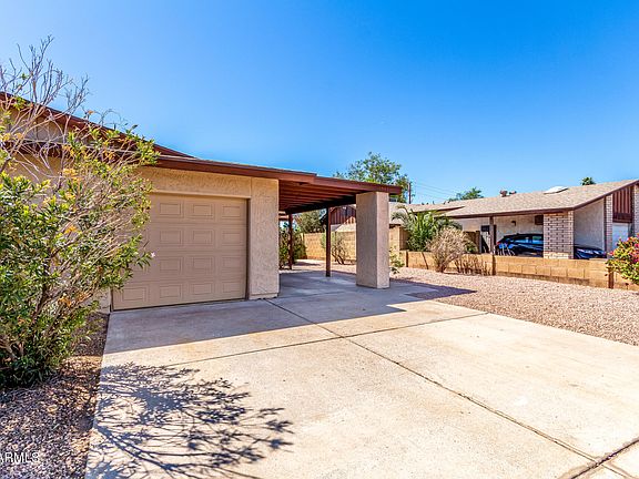 3rd image of 1531 E EL PARQUE Drive