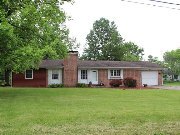 2nd image of 323 E Hoehn St