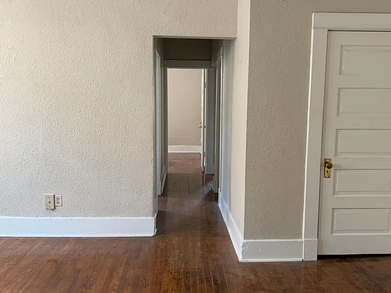 1733 Poplar Ave #7 — Photo 7