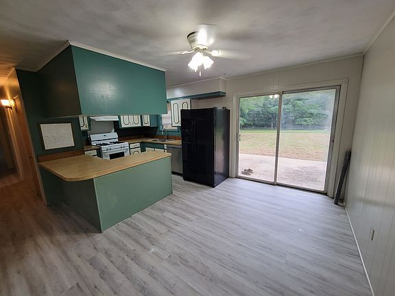 5th image of 2130 County Road 392