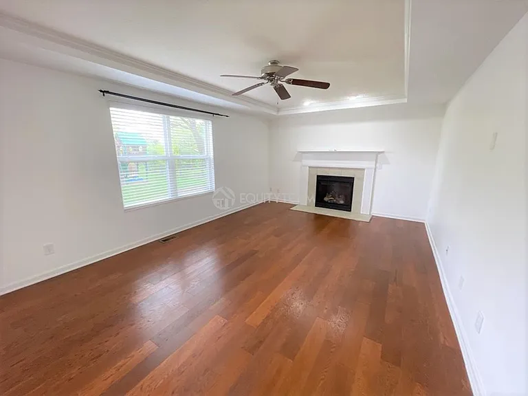 8052 Misty Shore Dr — Photo 2