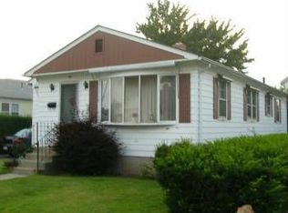 48 Wainwright St, Providence, RI 02908