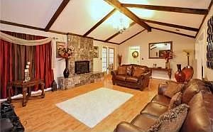3rd image of 5913 Canada Ct