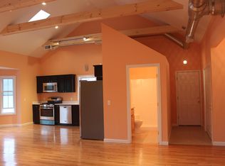 9 Pleasant St, Westerly, RI 02891