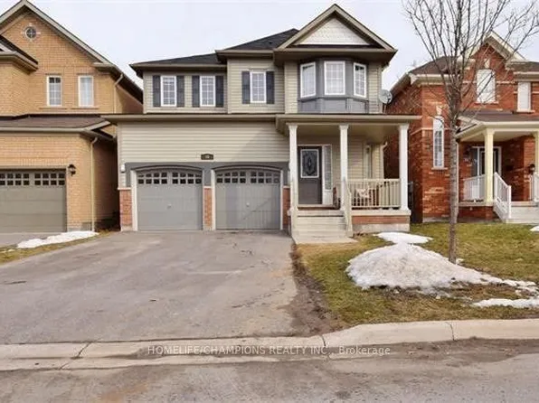 30 Canary St, Whitby, ON L1R 0K3