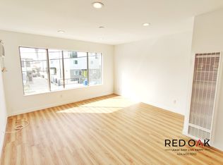 4815 St Charles Pl APT 3, Los Angeles, CA 90019