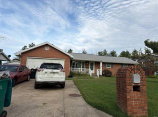 4900 Cunningham Dr, Evansville, IN 47711