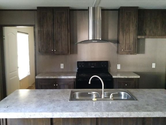 3rd image of 501 N Taylor St Trlr 126