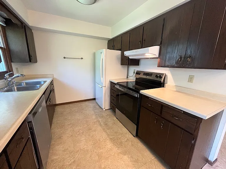 5308 Manitowoc Pkwy #1 — Photo 6
