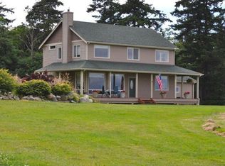 2845 Coastview Ln, Lummi Island, WA 98262