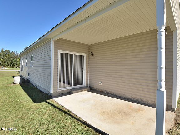 3rd image of 301 Katie Drive