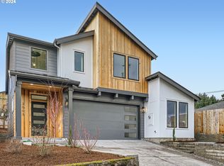2003 NE Adams St, Camas, WA 98607