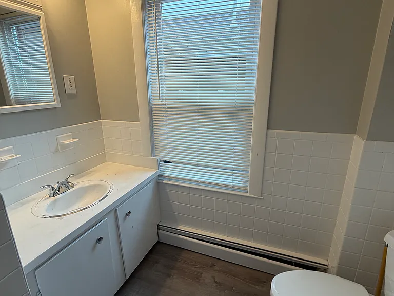 333 Cabot St #2R — Photo 6