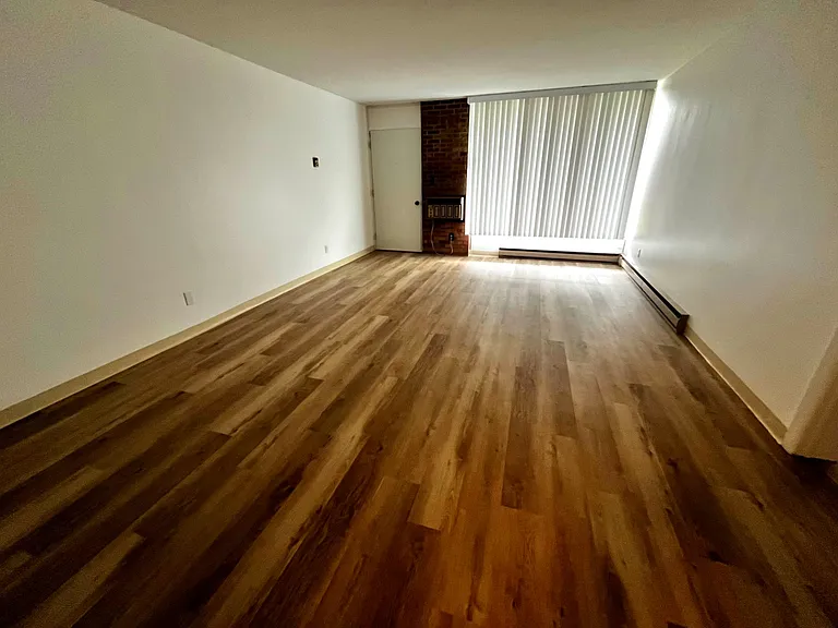 2331 E Market St #316A — Photo 9