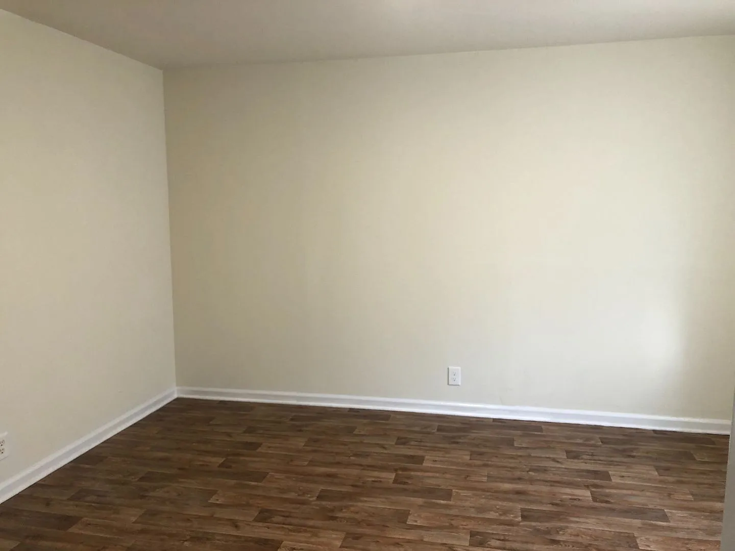 620 Evans St. — Photo 4