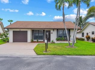 6510 Olivewood Circle, Greenacres, FL 33463