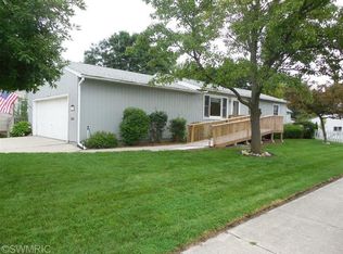 520 Spring St SE, Lowell, MI 49331