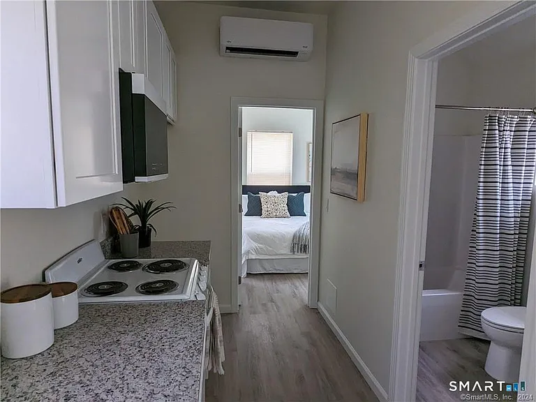 1187 N Broad St #9 — Photo 5