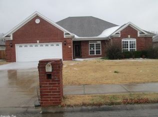 27 Earnhardt Cir, Cabot, AR 72023