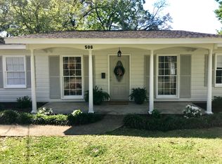 506 Mill Rd, Pascagoula, MS 39567