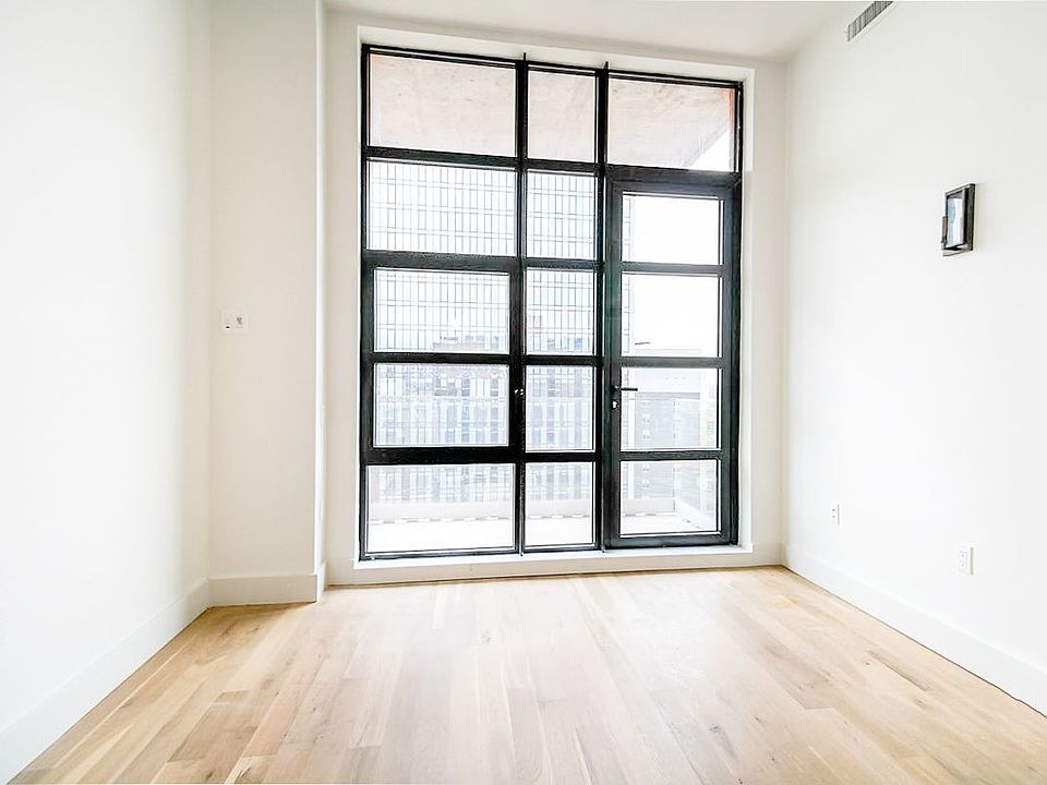 1st image of 4121 28th St APT 6G