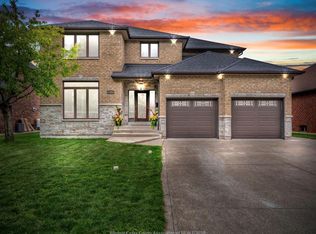 510 Huron St, Lasalle, ON N9J 3Z4