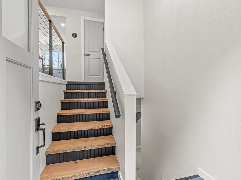 920 207th Pl SE — Photo 9