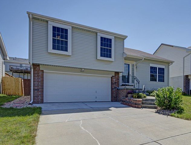 1st image of 7923 Vernon Ave