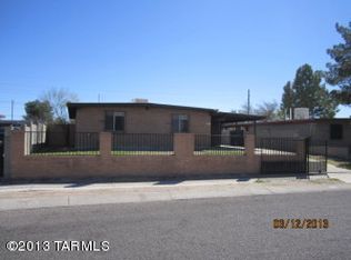 1632 E Camino Carreta, Tucson, AZ 85714