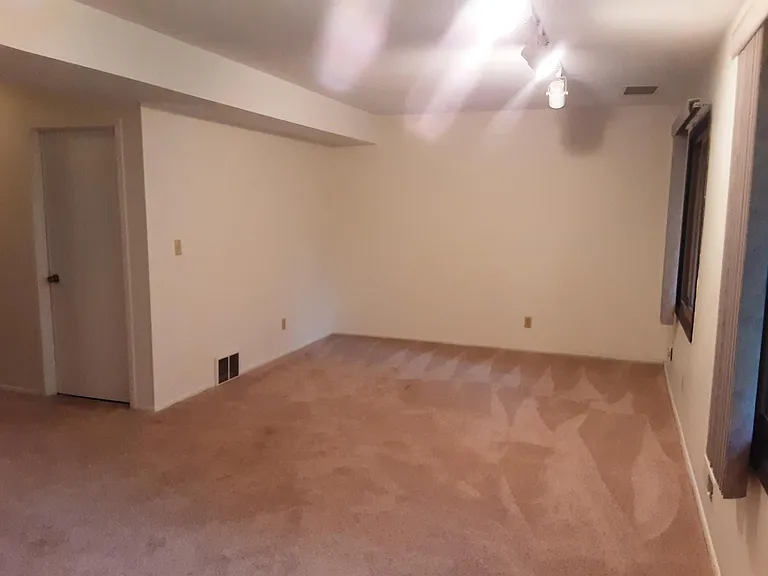 1386 Arden View Dr — Photo 36