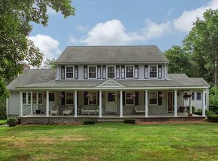 10 Farley Brook Rd, Chelmsford, MA 01824