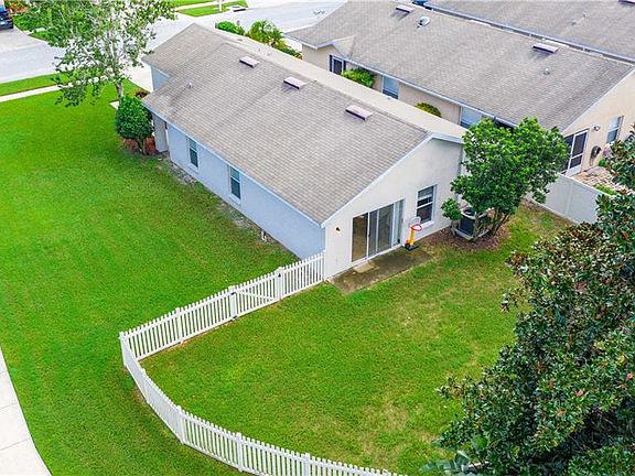 3rd image of 7807 Citrus Blossom Dr