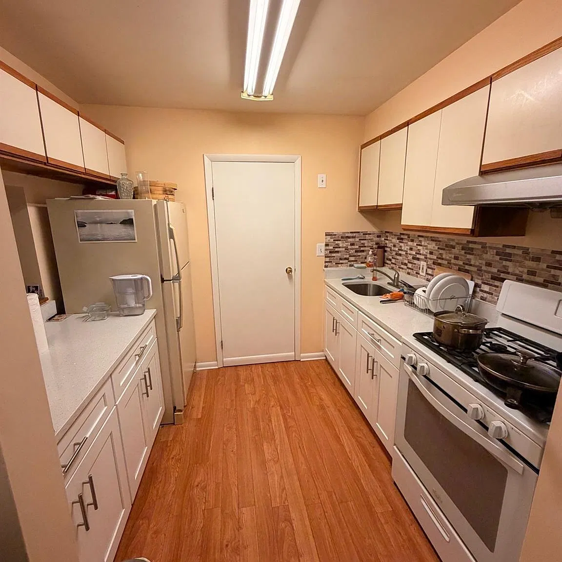 2 bed, 2.0 bath, 924 sqft, $1,900 — Photo 4