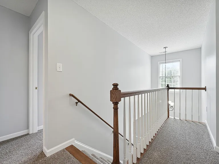 223 Wintergreen Dr — Photo 19