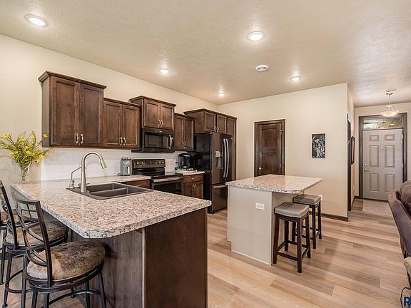 4th image of 2724 E Meadowside Pl