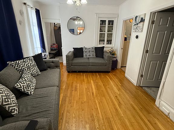 2nd image of 115-117 E 16th St #1