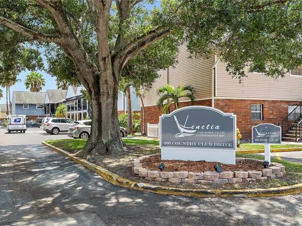 200 COUNTRY CLUB DRIVE #203, LARGO, FL 33771