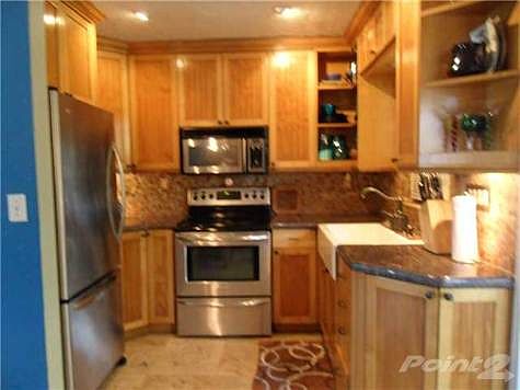 3rd image of 1219 SW 19th Ave