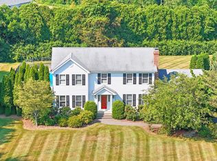 9 Sheep Meadow Dr, Monroe, CT 06468