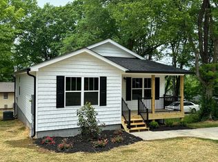 914 Lang St SE, Cleveland, TN 37311