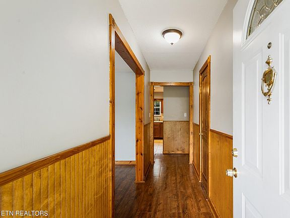 5th image of 8014 Luscombe Dr