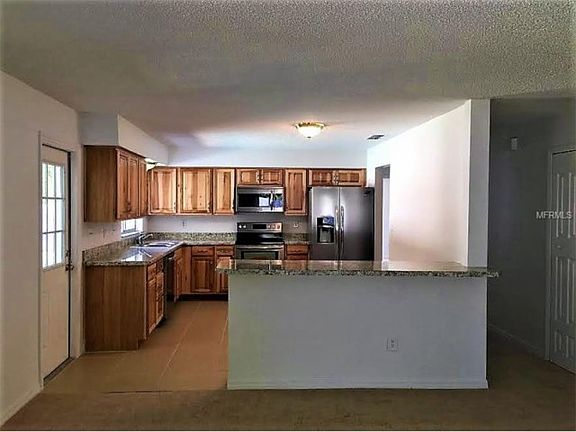 4th image of 2216 Cornell Dr