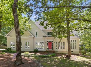 2110 Mountain Hollow Dr, Signal Mountain, TN 37377