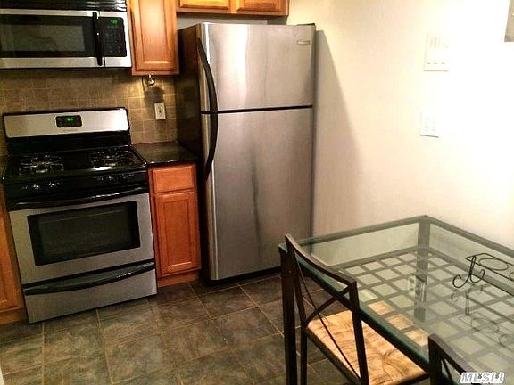 5th image of 8352 Talbot St APT 3A