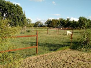 5611 Burger Rd, Aubrey, TX 76227