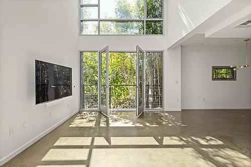 4111 W Sunset Blvd #221 Photo 1