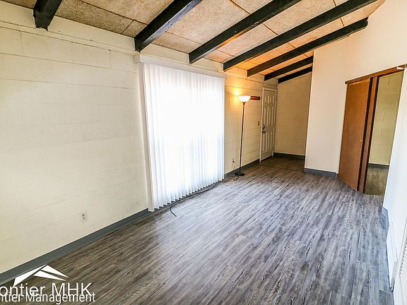 2nd image of 1913 Anderson Ave