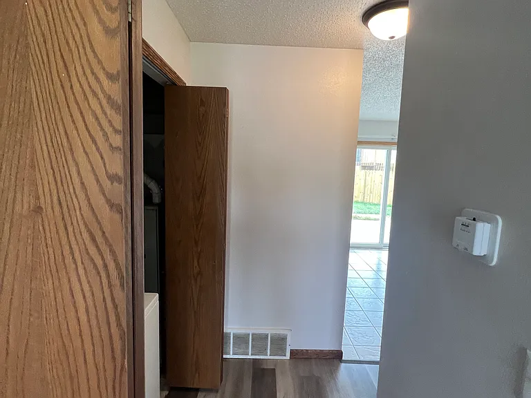 1103 Belsly Blvd — Photo 10