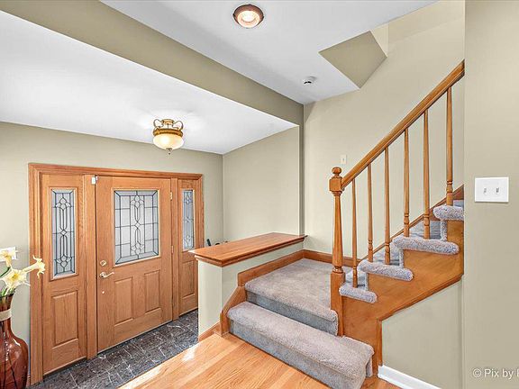 2nd image of 3437 Woodland Dr