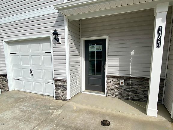 3rd image of 1020 Saylors Pl